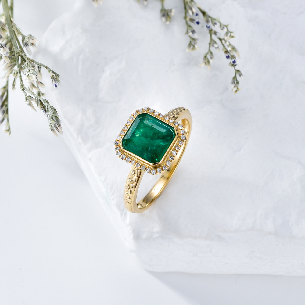 10K White Gold 1 to 5 CT Princess Cut Shaped Emerald Square Ring-4
