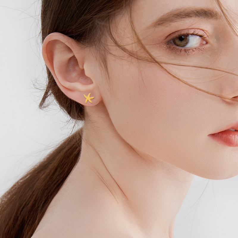 10K White Gold Starfish Stud Earrings-2