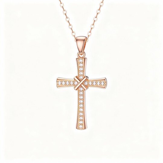 Colar com pendente de cruz em ouro rosa 10K e zircónias cúbicas