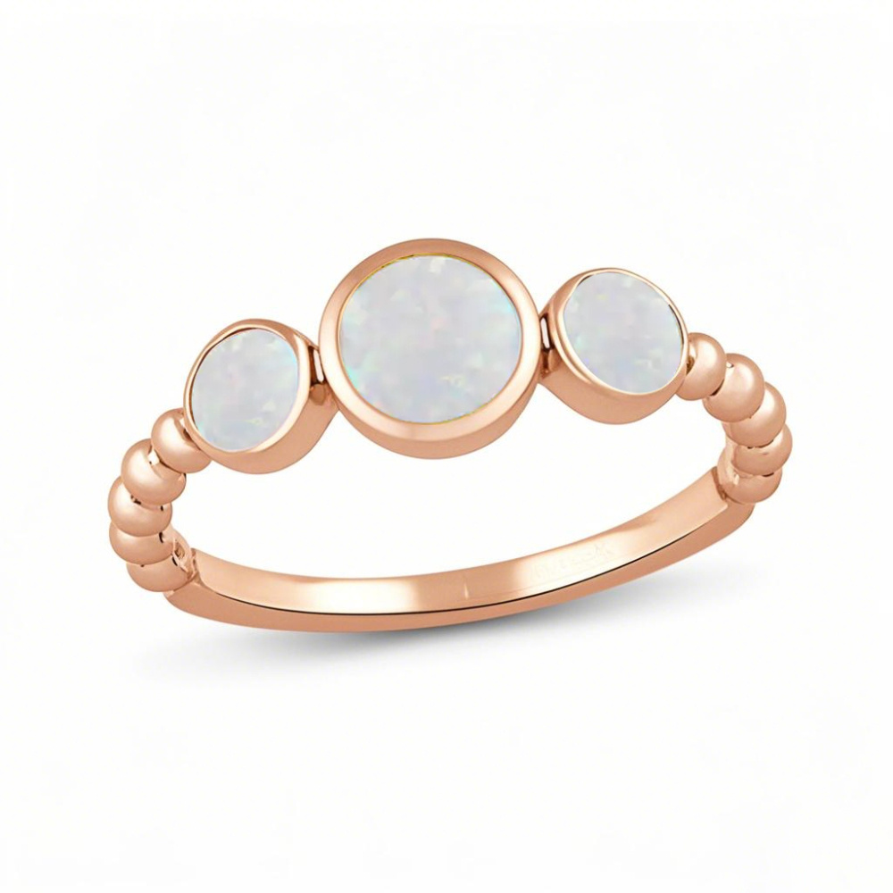 Anillo personalizado para mujer en oro rosa de 18 quilates con tres cuentas de ópalo engastadas en bisel y creado en laboratorio.-1