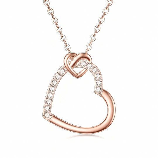 Colar com pendente coração em moissanita em ouro rosa 10K