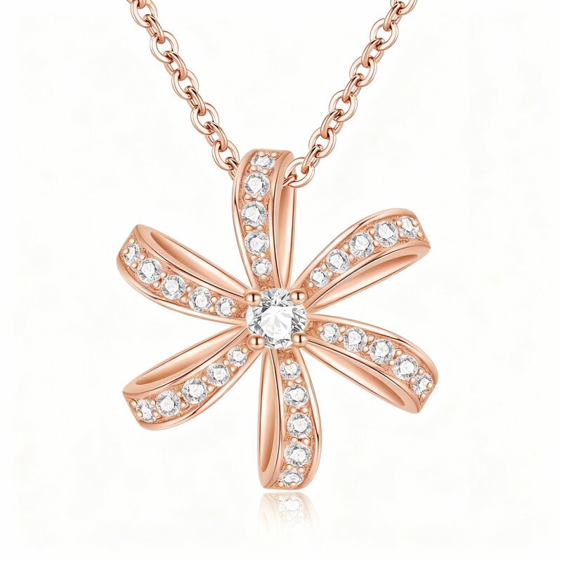 Collar con colgante de flores silvestres de moissanita en oro rosa de 18 quilates-1