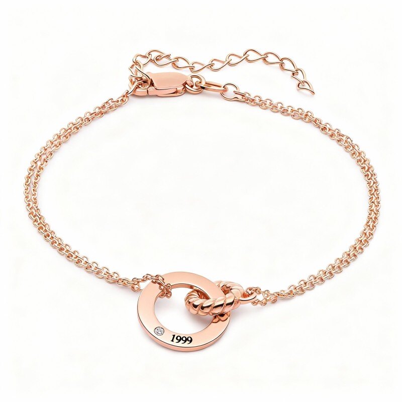 Pulsera con dije grabado personalizado en oro rosa de 14 quilates y circonitas cúbicas.-1