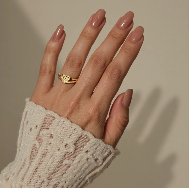 10K White Gold Heart Signet Ring-3