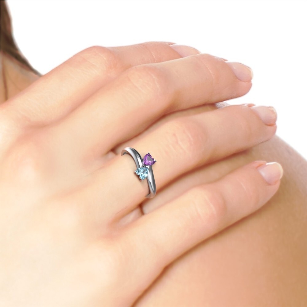 Sterlingsilber-Ring mit Moissanit-Geburtsstein im Herzschliff-2