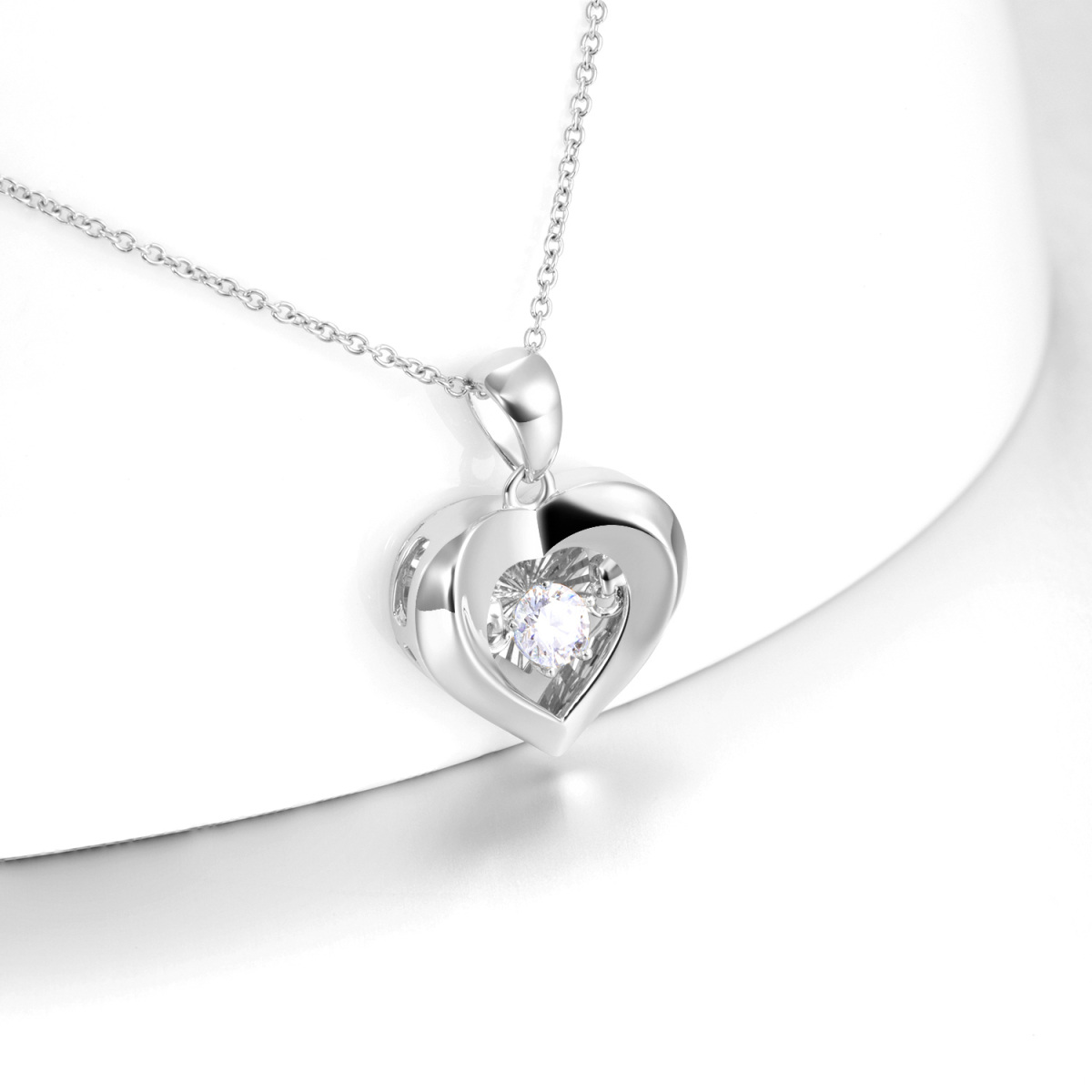 Collier pendentif coeur en or blanc 18 carats avec zircone cubique-5