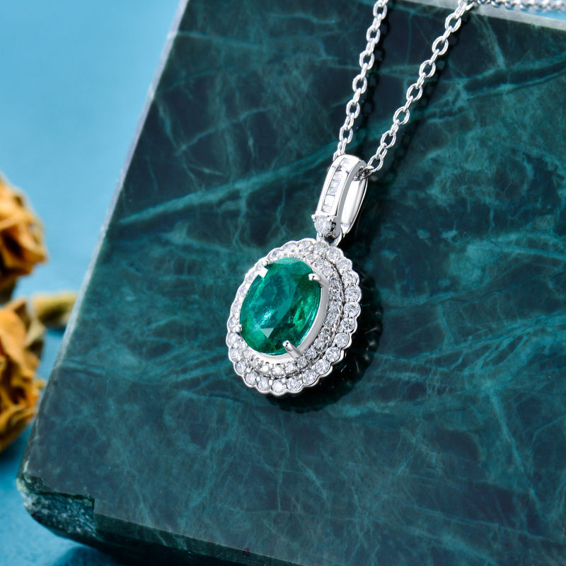 Collier pendentif ovale en or blanc 10 carats avec diamant et émeraude-3
