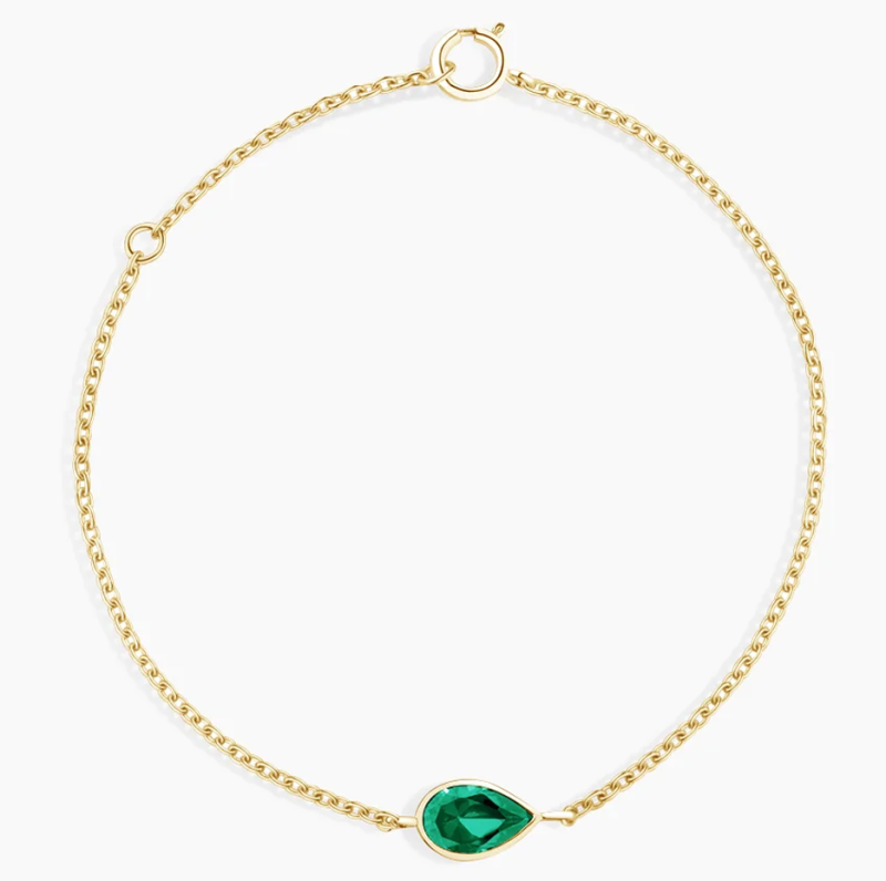 Pulsera de cadena de cable con esmeralda talla pera engastada en bisel de oro de 14 quilates (8 x 5 mm).-1