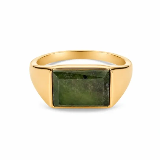 Anel de sinete masculino em prata de lei com banho de ouro amarelo e pedra preciosa de jaspe lapidada em baguete.