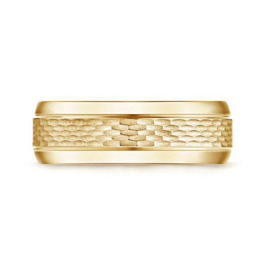 Anillo de boda texturizado con bordes biselados en oro de 14 quilates, cómodo y ajuste perfecto para hombres