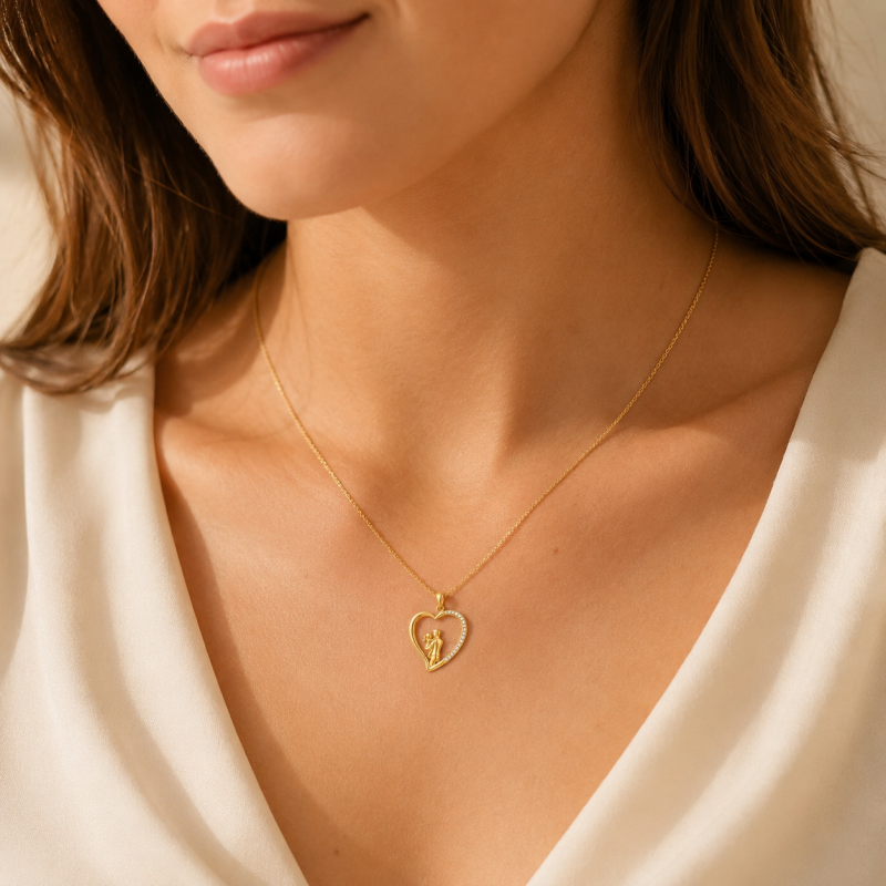 Collier pendentif en or 18K avec zircon cubique, représentant un père, une fille et un cœur-3