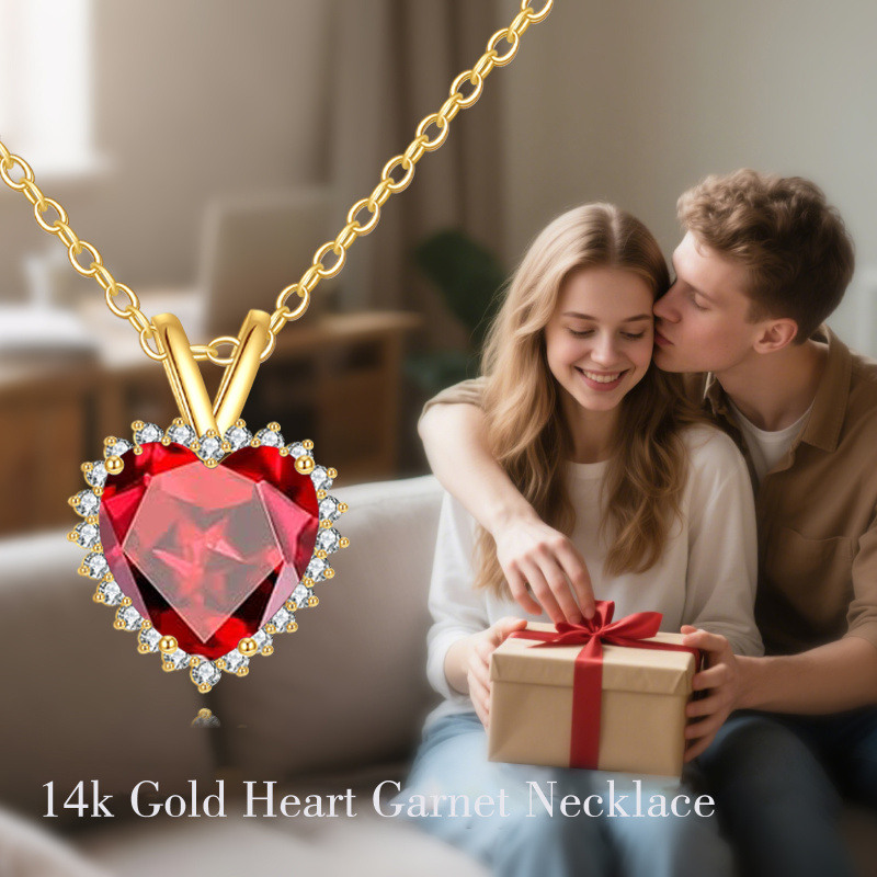 Collier avec pendentif en forme de cœur en or 18K et zircon cubique-6