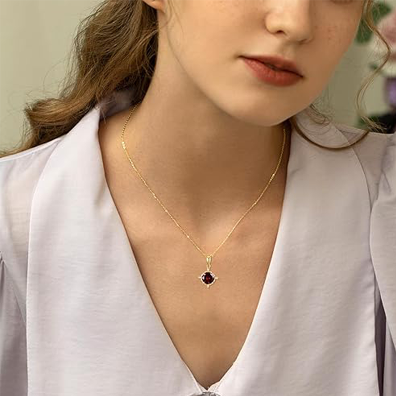 Collier avec pendentif personnalisé en or 10 carats et oxyde de zirconium-2