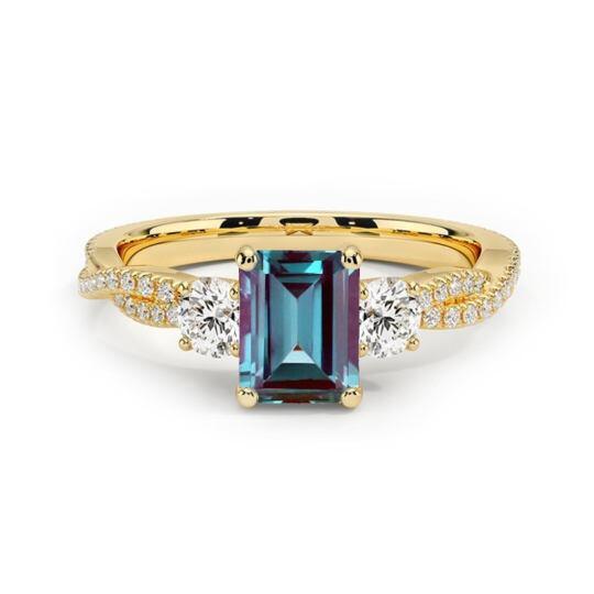 Anillo de compromiso de oro 10K con corte esmeralda, alexandrita y moissanita