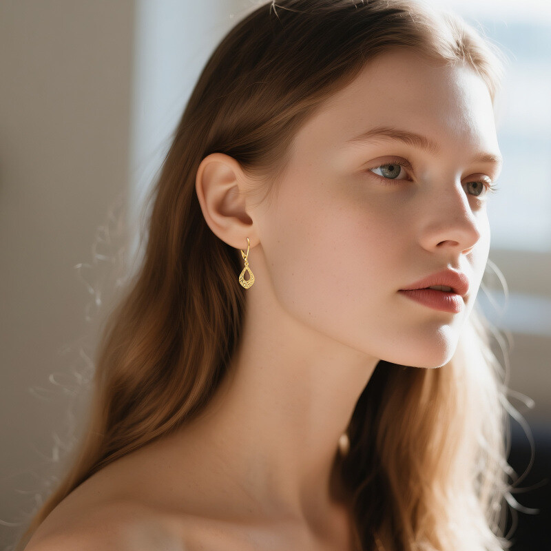 18K Gold Filigree Lever-back Earrings-2