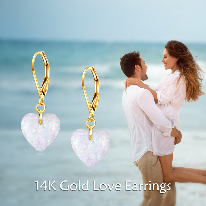 Boucles d'oreilles à levier en or 18 carats avec opale en forme de cœur-4