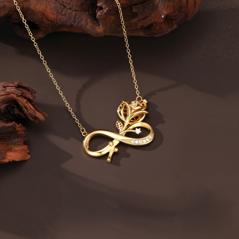 Collier à pendentif en forme de rose avec diamants de laboratoire en or 10K-3