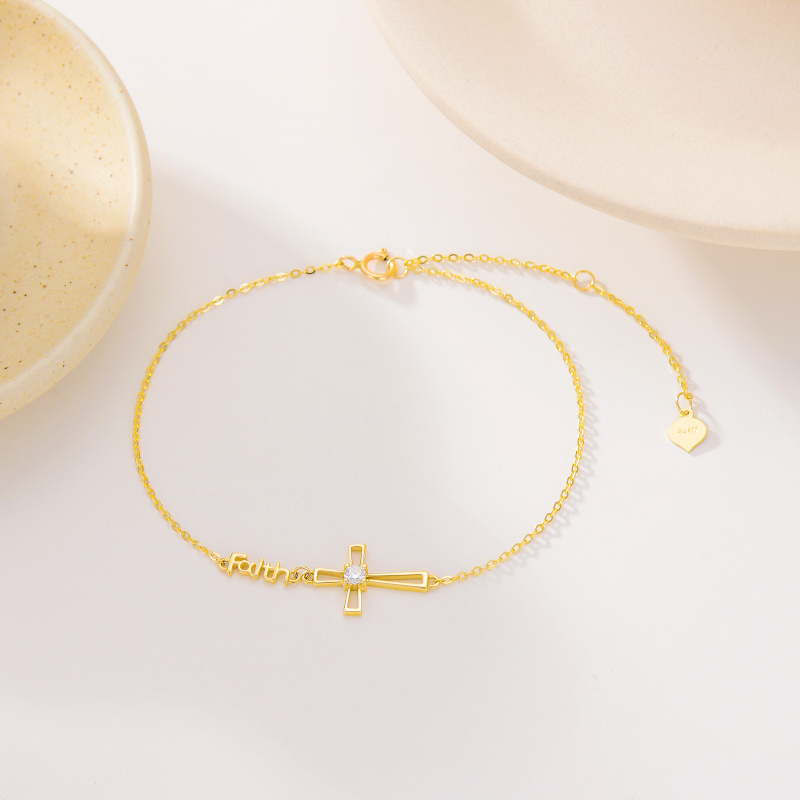Pulsera con dije de cruz con grabado personalizado de moissanita en oro de 10 quilates-4