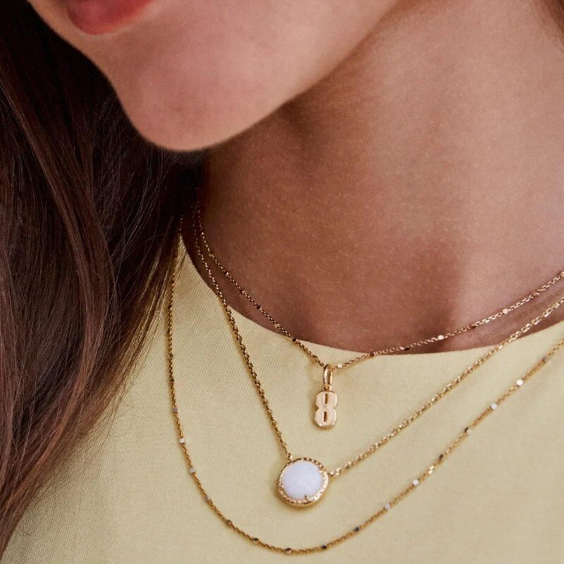 Collier Pendentif Volleyball en Or 18K et Nacre-2