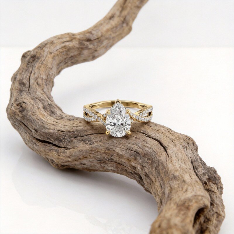 Anillo de compromiso asequible de oro de 10 quilates con moissanita talla pera de 1 a 6 quilates y piedra lateral.-3