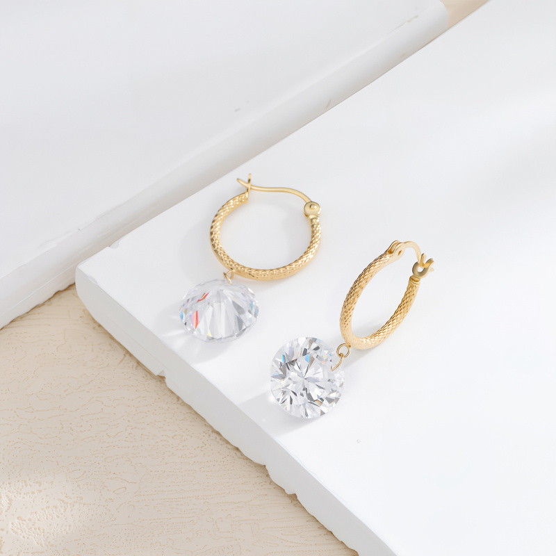 18K Gold Round Cut Moissanite Hoop Earrings-3