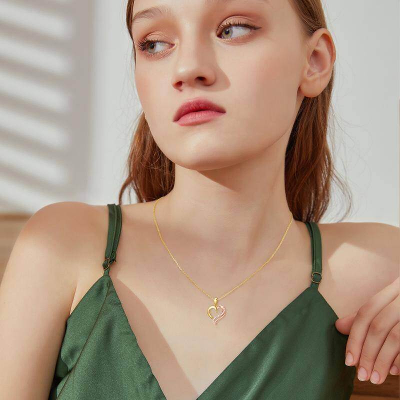 Collar con colgante de corazón de moissanita de dos tonos de oro de 14 quilates para mujer-2