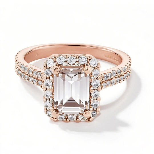 Bague de fiançailles en or rose 10 carats sertie d'un diamant de laboratoire taille émeraude de 1,25 à 3,75 carats (poids total), certifié IGI, de pureté VVS1-VS1.