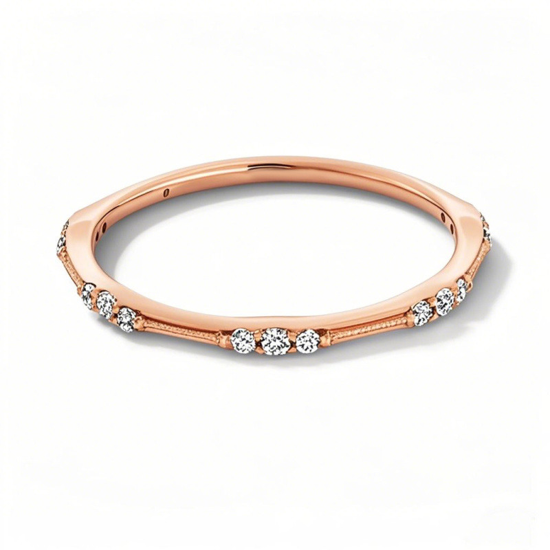 Anillo de boda personalizado en oro rosa de 10 quilates con diamantes de corte redondo de 1/6 CT, color I, claridad I2, 3EX-16