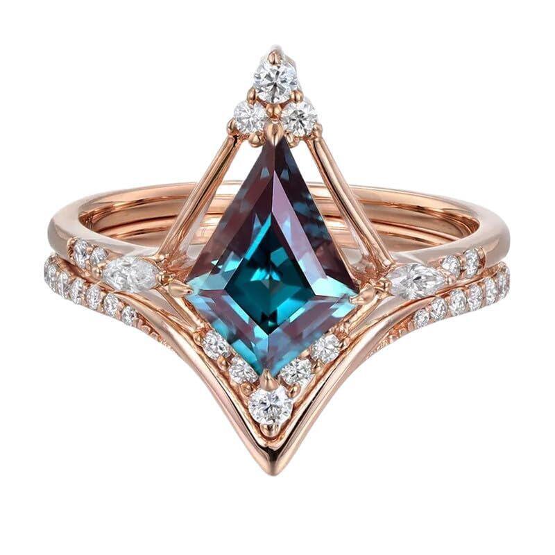 Bague de fiançailles en or rose 10 carats sertie d'une alexandrite taille cerf-volant et d'une moissanite-2