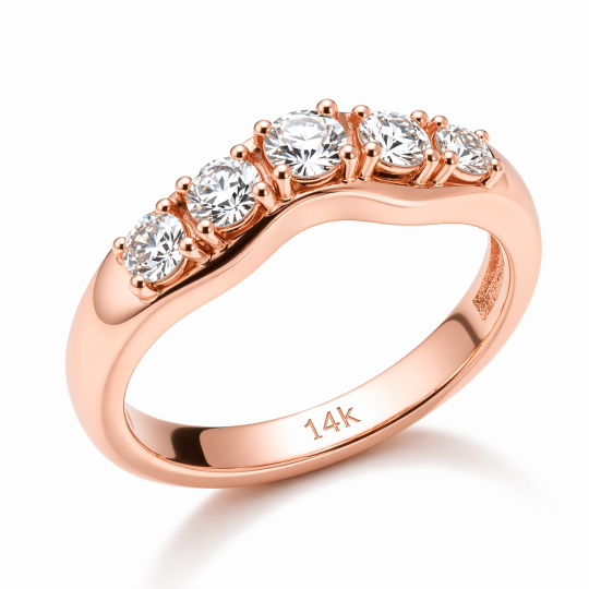 Anillo de boda personalizado con diamantes de laboratorio en oro rosa de 14 quilates