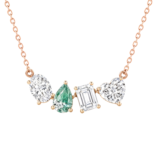 Collares de diamantes cultivados en laboratorio con diamantes de talla ovalada, talla esmeralda, talla pera y talla corazón en oro rosa de 10 quilates.