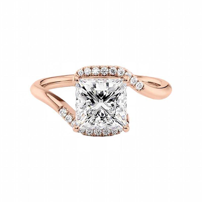 Verlobungsring aus 10-karätigem Roségold mit Moissanit-Seitensteinen im Prinzessschliff und Halo-Fassung-16
