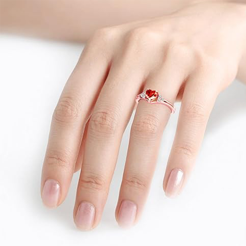Bague cœur en or rose 14 carats et zircone cubique rouge-3