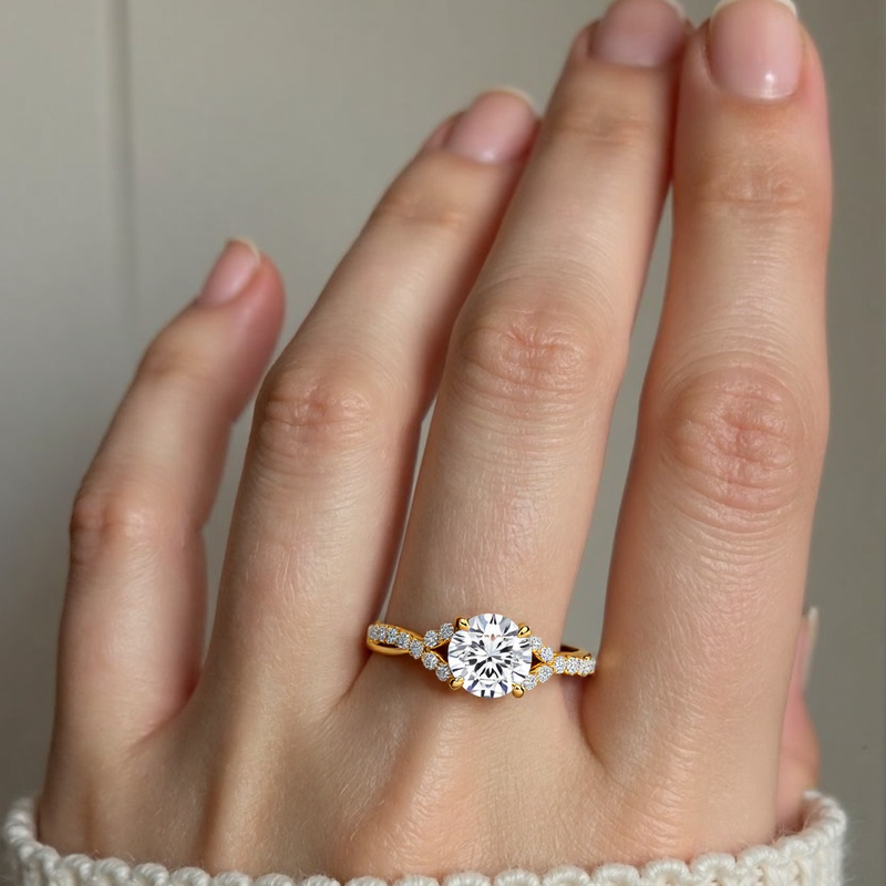 Anillo de compromiso de moissanita redonda de oro rosa de 18 quilates-2