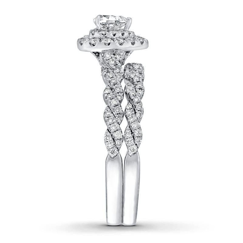Bague de fiançailles en or blanc 14 carats avec gravure personnalisée et moissanite en forme de cœur 2 carats-4