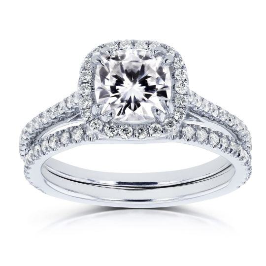Anillo de boda con grabado personalizado en oro blanco de 10 quilates, moissanita talla princesa de 2 quilates.
