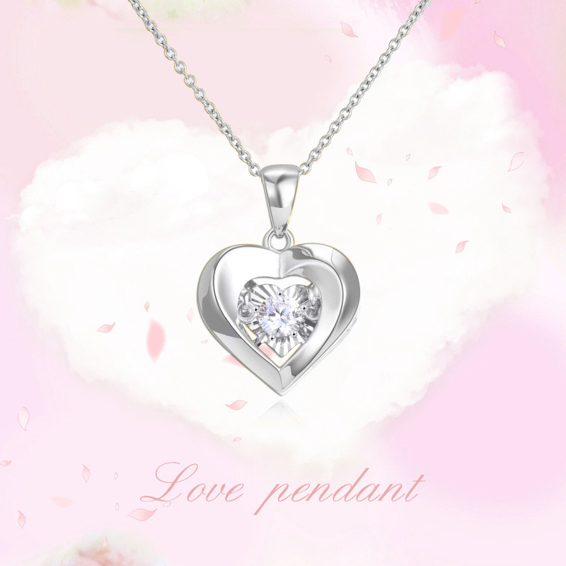 Collar con colgante de corazón de circonita cúbica en oro blanco de 18 quilates-4