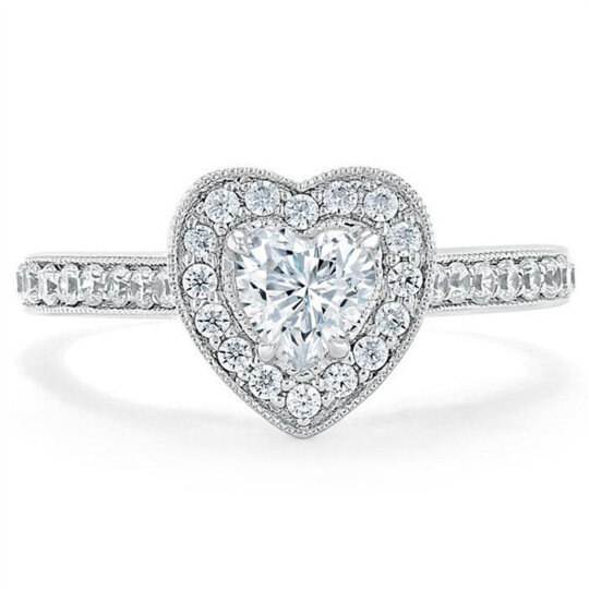 Bague de fiançailles en moissanite taillée en cœur en or blanc 10K