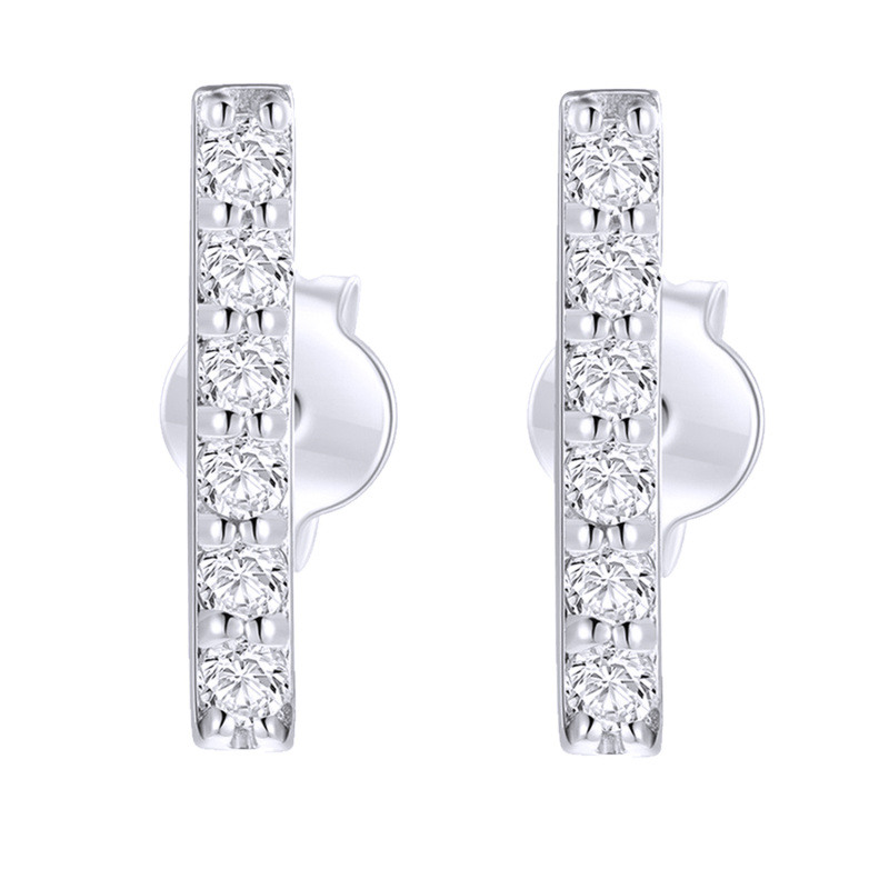 Boucles d'oreilles puces en or blanc 10 carats et moissanite-1