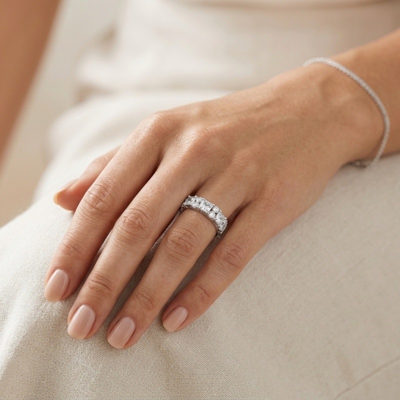 Bague de fiançailles en or blanc 10K avec moissanite-2