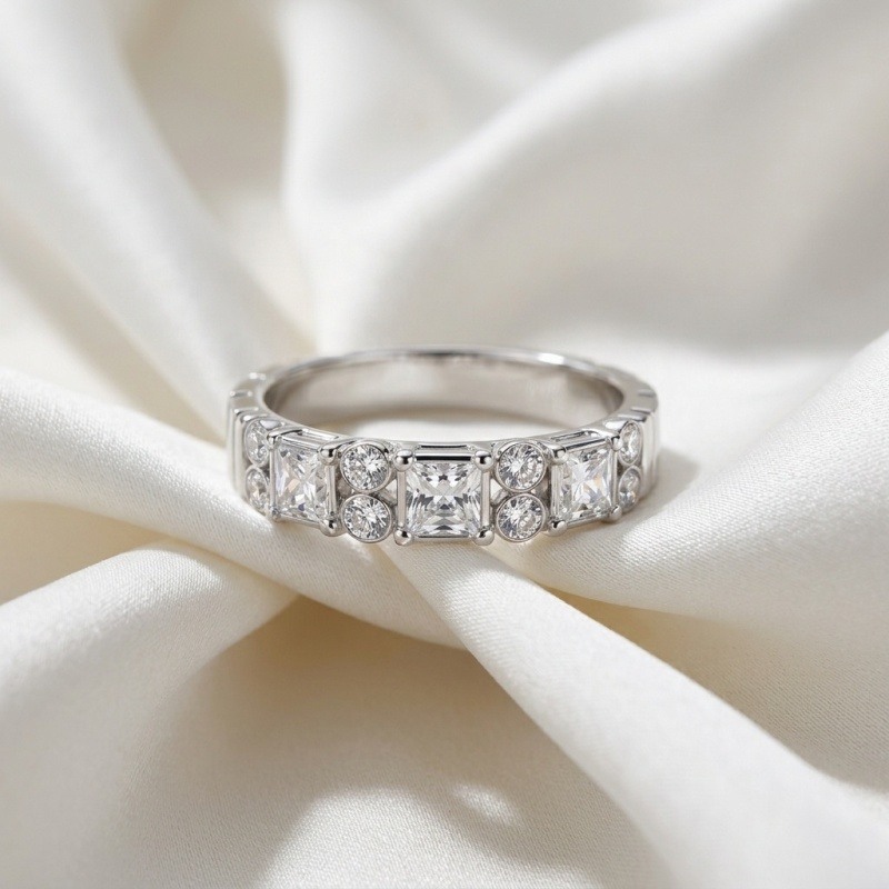 Bague de fiançailles en or blanc 10K avec moissanite-3