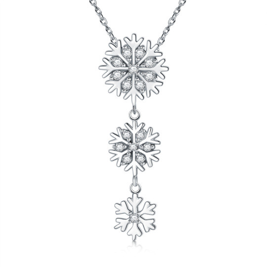 Collar colgante de copo de nieve de oro blanco de 14 quilates con moissanita