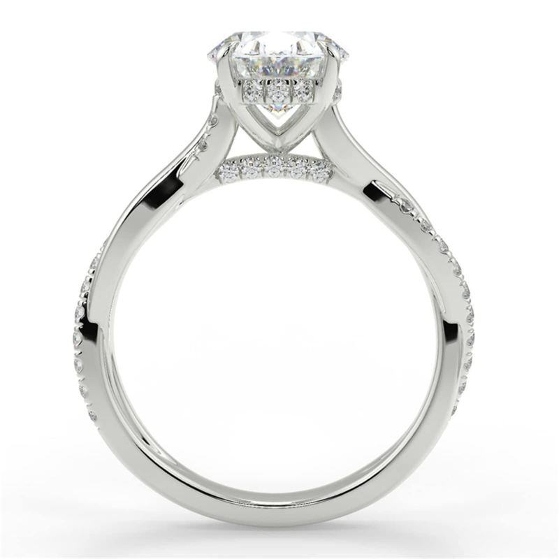 Anillo de compromiso de oro blanco de 10 quilates con moissanita ovalada de 2 quilates-3