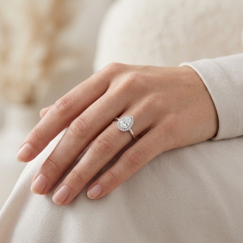 14K White Gold Pear Cut Moissanite Engagement Ring-2