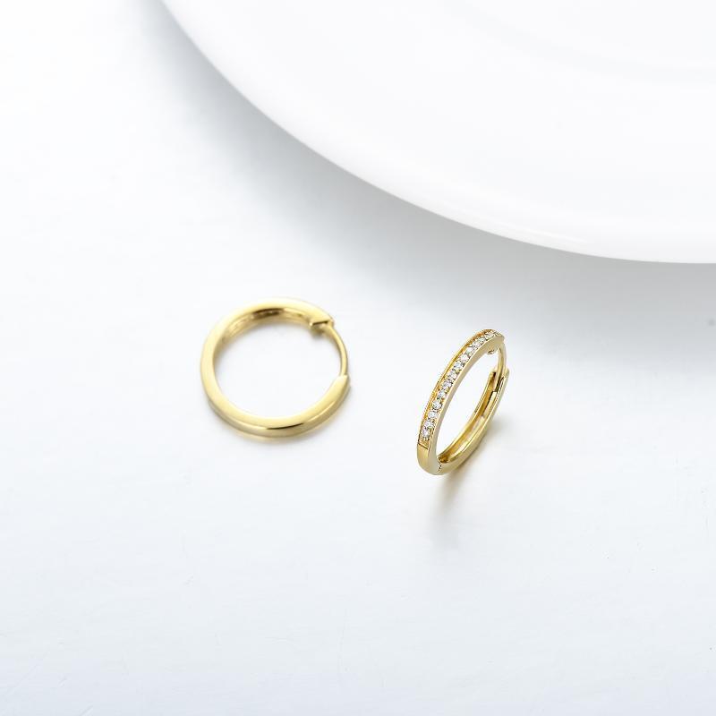 Pendientes de aro redondos de oro de 9 quilates con moissanita de forma circular-4
