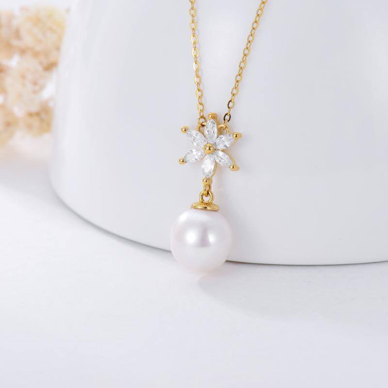 Collana con ciondolo a margherita con zirconia cubica in oro 9K-4