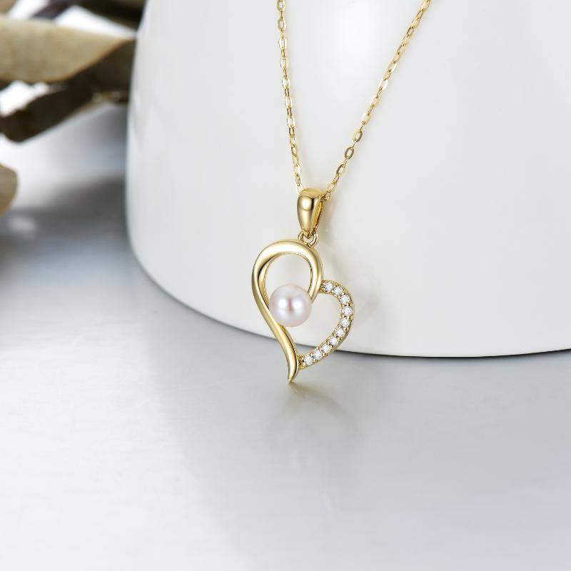 Collana con ciondolo a cuore in oro 9K-3