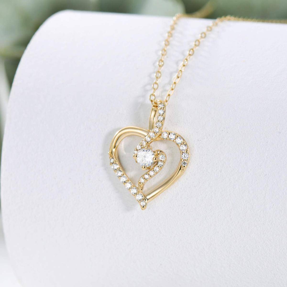 9K Gold Moissanite Heart Pendant Necklace-3