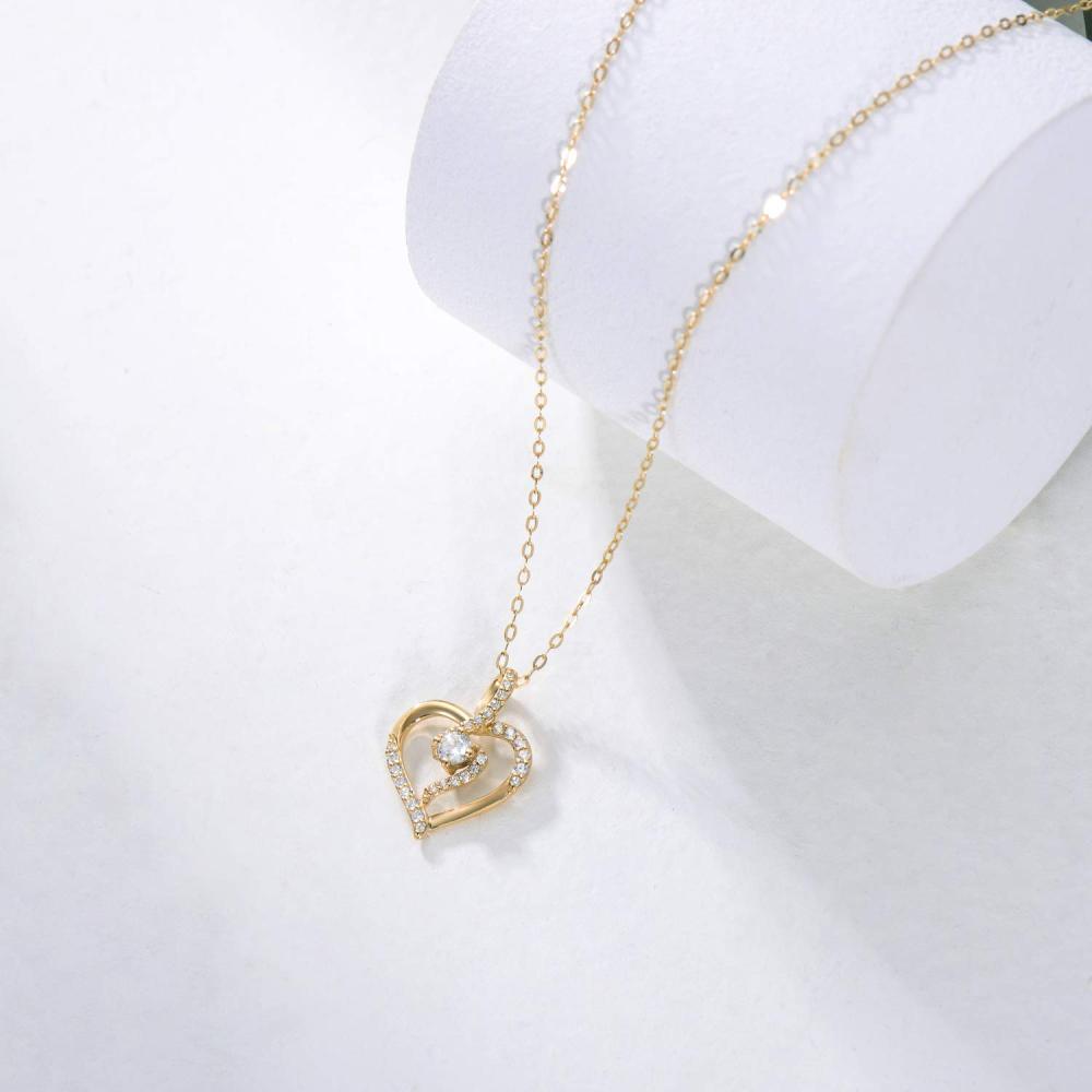 9K Gold Moissanite Heart Pendant Necklace-4