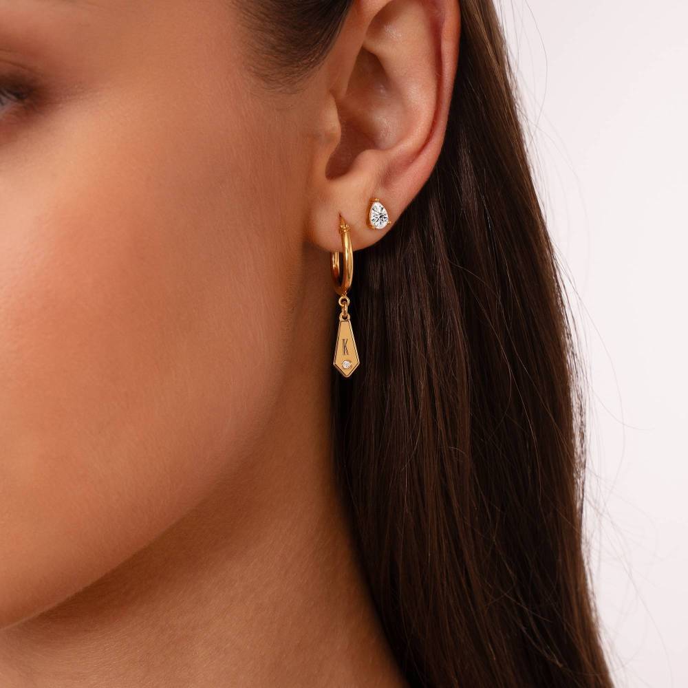 Pendientes de oro de 9 quilates con circonita cúbica, piedra de nacimiento personalizada y-3